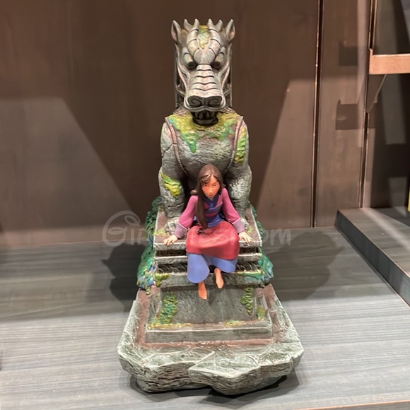 DISNEY PARKS MULAN GREAT STONE DRAGON MEDIUM FIGURINE 25TH YEAR 2023 - Picture 3 of 7